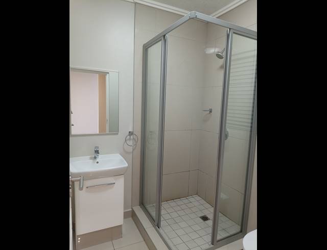 1 BEDROOM APARTMENT TO LET IN UMHLANGA RIDGE